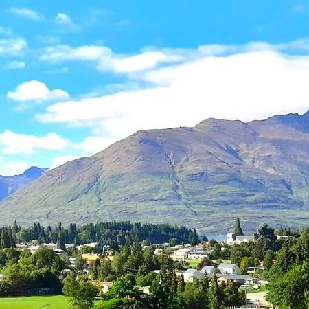 Queenstown Retreat Екстер'єр фото