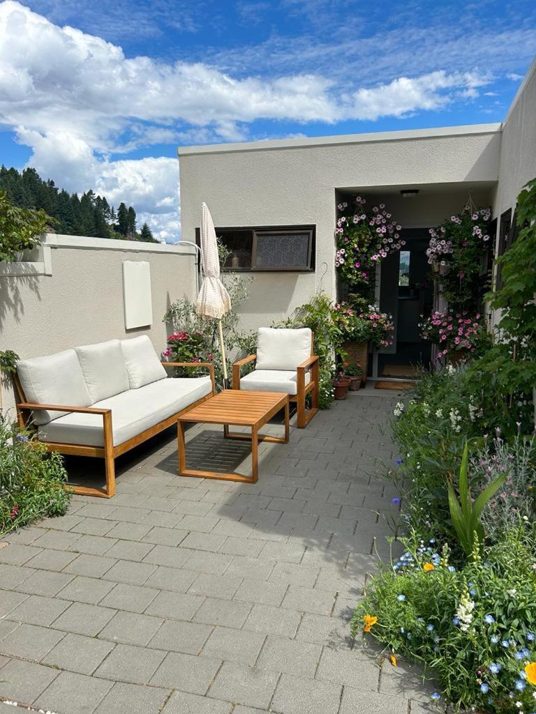 Queenstown Retreat Екстер'єр фото